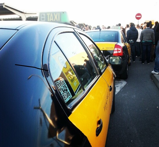 El taxi congela sus precios para 2017
