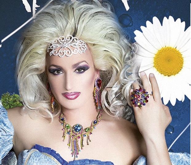 La ‘drag queen’ Juan Reina leerá el pregón de inicio de la fiesta mayor de verano