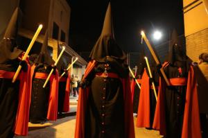 Sigue el camino de la solemne 'Madrugà' del Jueves Santo de Cornellà