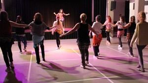 La Festa de la Dansa en El Prat promueve el intercambio cultural el 25 de abril