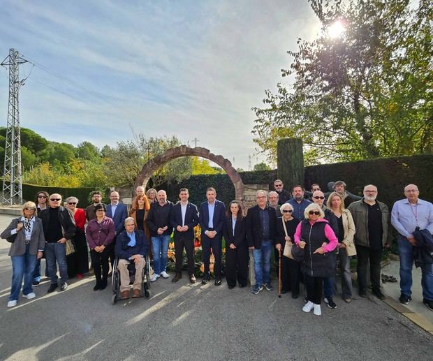 Olesa de Montserrat rinde homenaje a las víctimas de la Guerra Civil el día de Todos los Santos
