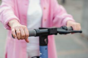 Martorell informa sobre la nueva normativa para patinetes eléctricos