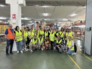 Estudiantes del programa de logística visitan Montibello