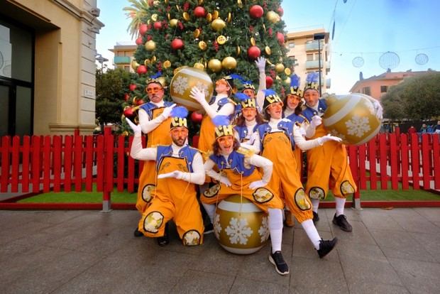 L'Hospitalet celebra un Nadal centenario con acceso preferente para familias locales