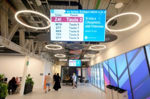 L'Hospitalet facilita la gestión de trámites de movilidad y sanciones en los barrios