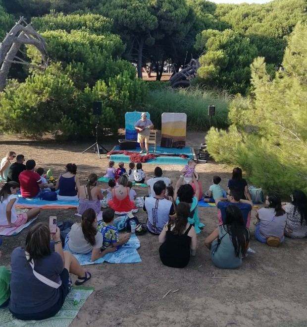 La Biblioplaya Carme Romaní atrae a más de 1.500 visitantes en julio