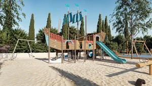 El Ayuntamiento de Castelldefels adjudica la remodelación del parque dels Xiprers