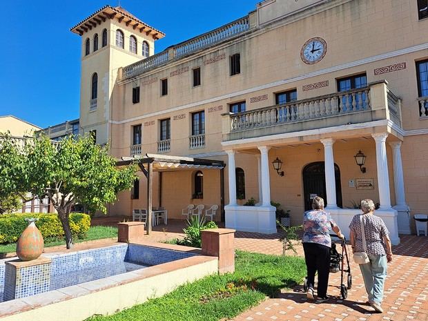 Can Comelles de Esparreguera suma 11 plazas en su residencia asistida