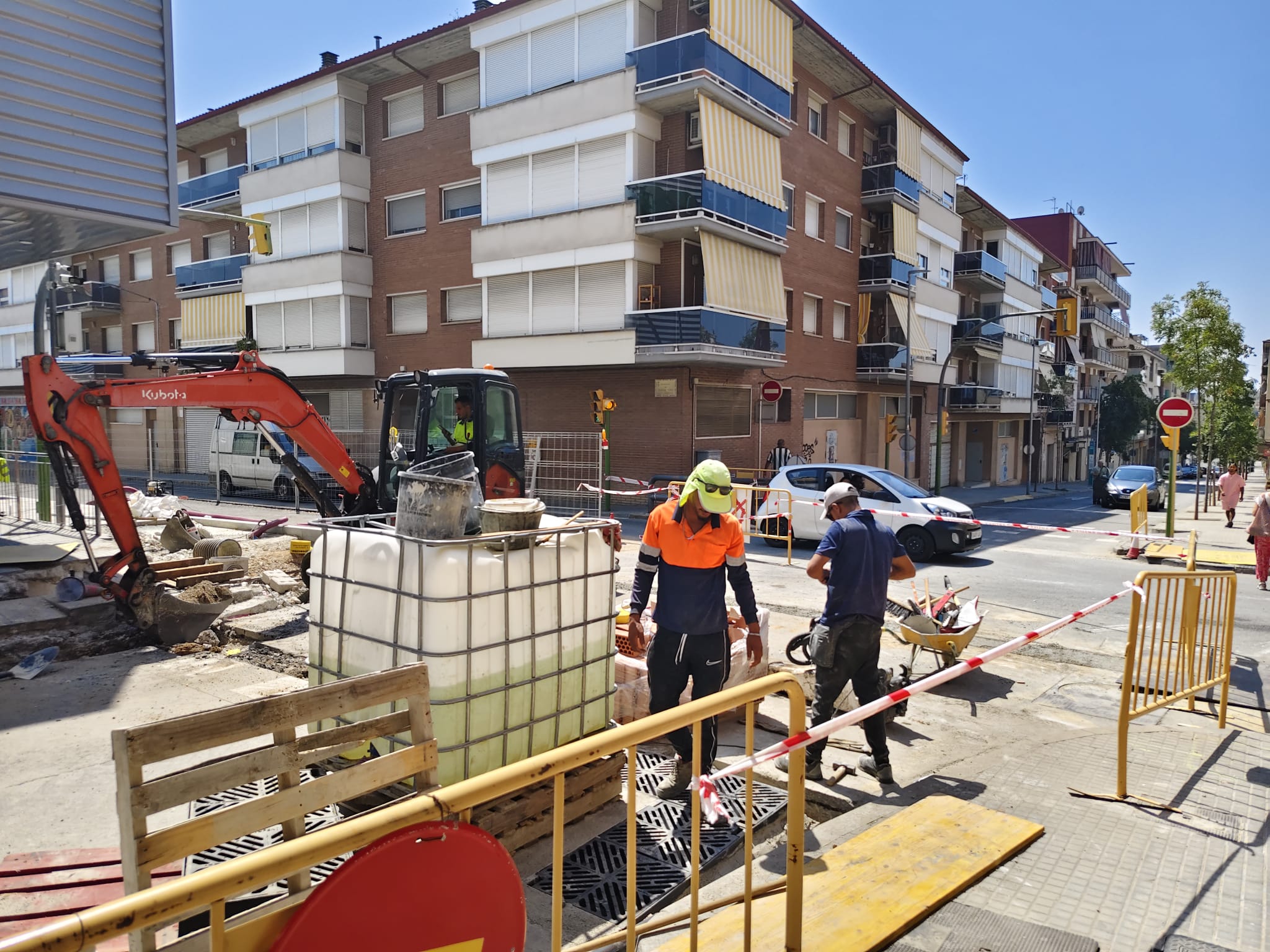 Olesa de Montserrat encara una nueva fase de las obras de la avinguda de Francesc Macià en agosto