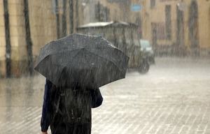 Las lluvias dejan a más de 5.000 personas sin luz en Sant Boi