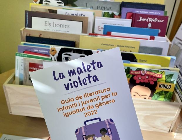 Sant Esteve edita una guía de literatura infantil y juvenil por la igualdad de género