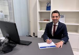 Manu Reyes reclama sin éxito en el Parlament la gestión municipal del Canal Olímpic de Castelldefels