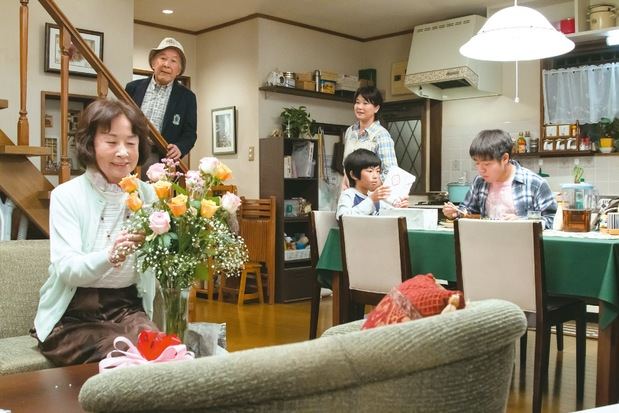 Escena de la película 'Maravillosa familia de Tokio'.