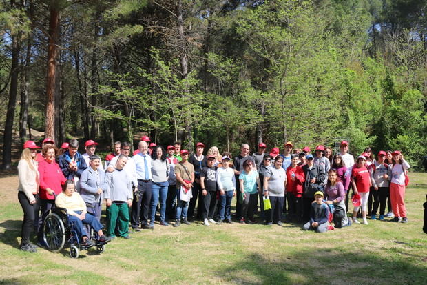 Seat ayuda a replantar 80 especies autóctonas en Martorell