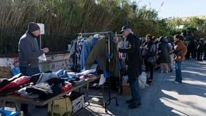 Viladecans celebra un exitoso Mercado de segunda mano con 400 participantes