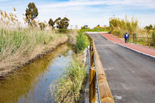 Viladecans mejora los accesos y el entorno de las playas de la Pineda y de La Murtra