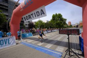 L'Hospitalet reúne a más de 800 participantes en la Milla Urbana i Solidària de Santa Eulàlia