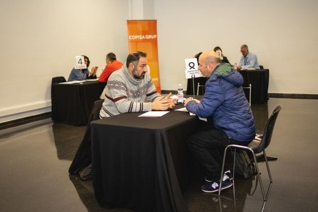 Más de 100 personas consiguen empleo en la Fira Impulsa’t 2025 de L'Hospitalet