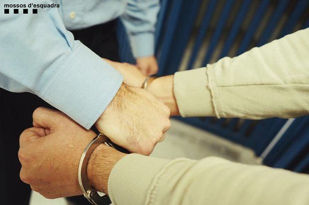 Prisión para dos hombres por atracar una joyería en L’Hospitalet