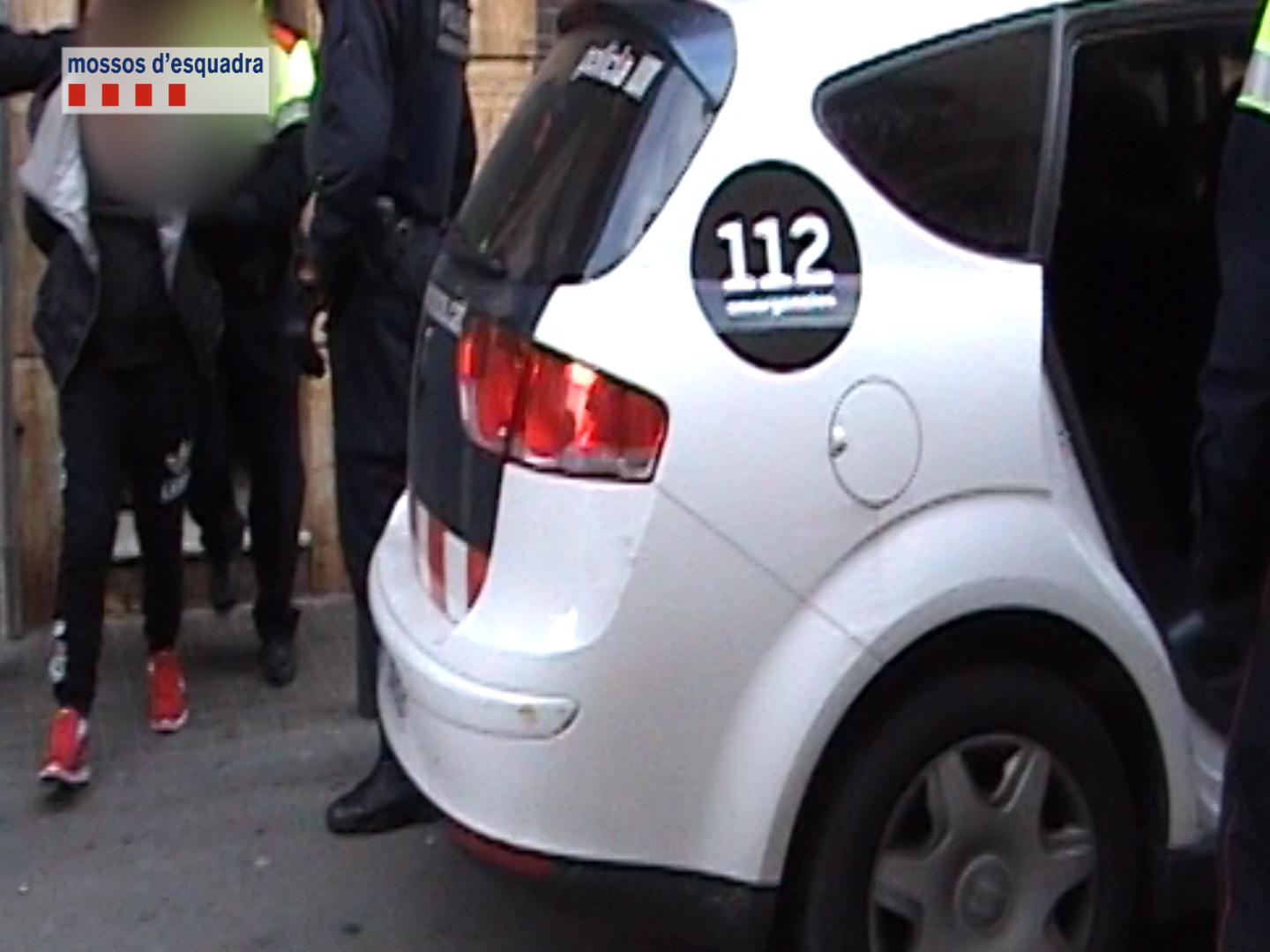 Mossos desarticula un grup criminal per assaltar violentament dones octogenàries a L’Hospitalet