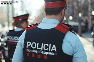 Atracan dos hoteles en Castelldefels y Esplugues