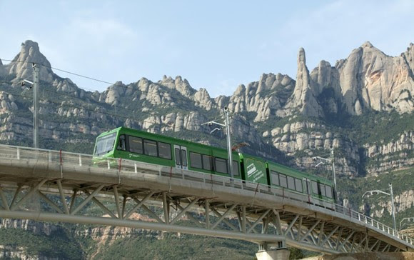 Destino turístico internacional: auge de afluencia en el Cremallera y los Funiculares de Montserrat