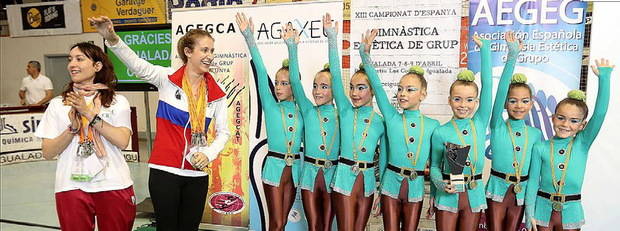 El Club Rítmica Castelldefels, subcampeonas de España