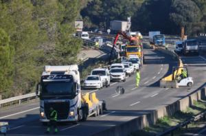 El nuevo corte de la AP-7 en Martorell agrava los problemás de tráfico al sur de Barcelona