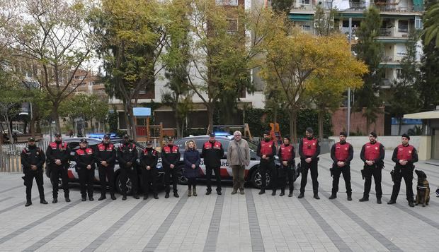 La Guàrdia Urbana de Cornellà presenta los nuevos dispositivos para reforzar la seguridad ciudadana