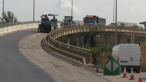 El puente de la C-234 de Gavà tendrá nuevo pavimento sonoreductor