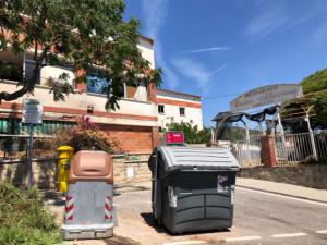 Más policía y petición de desahucio: Viladecans se cuadra para echar a los okupas del Casino d'Alba-rosa