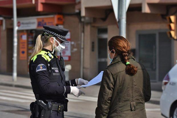 La colaboración policial disminuye en un 17% los delitos en L’Hospitalet durante el verano