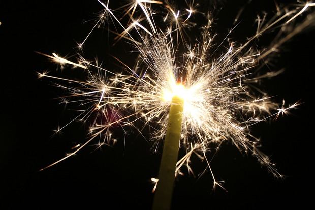 Prohibido lanzar petardos de gran potencia en el núcleo urbano de Sant Joan Despí en la verbena de San Juan