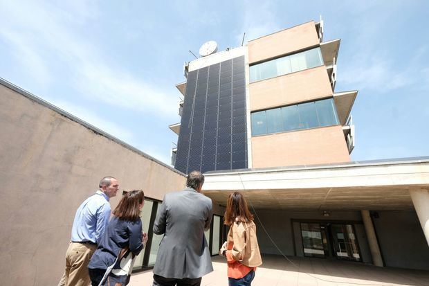 La instalación puede ser contemplada a pie de calle.