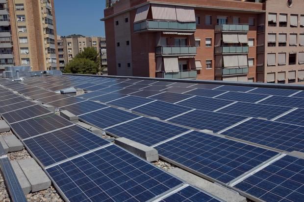 Dos comunidades se beneficiarán de la energía solar generada en equipamientos municipales