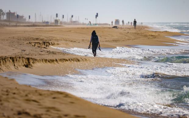 ¡Increible! El número de usuarios de las playas del Baix Llobregat bate todos los récords