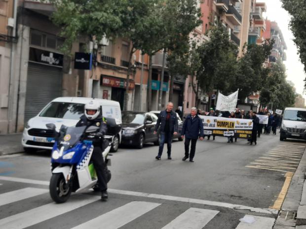 Los conductores de autobús de Sant Boi vuelven a tomar la calle