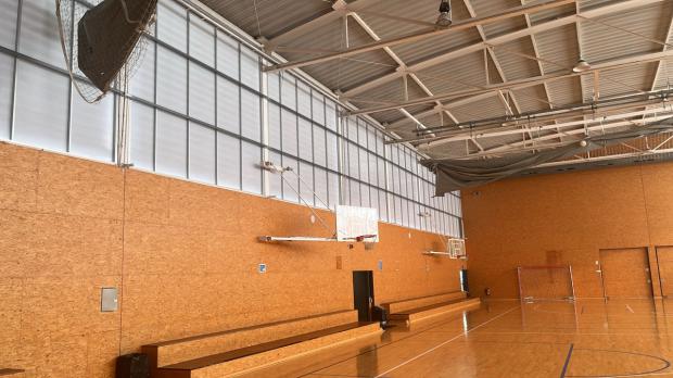 Terminan las obras de reparación de las cubiertas del Polideportivo Municipal Sanfeliu
