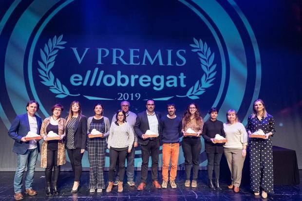 Foto de familia con todos los premiados.