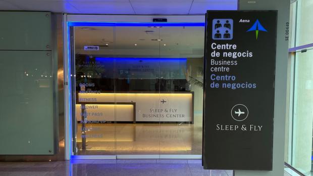 El Prat estrenará su primer hotel dentro del recinto del aeropuerto: dormir con vistas a la T-2