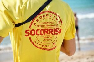Castelldefels implementa sistema de IA para prevenir ahogamientos en la playa