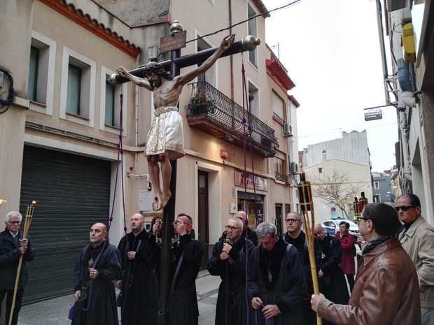 La movilidad de las calles de Sant Vicenç dels Horts se ve afectada por las procesiones de Semana Santa