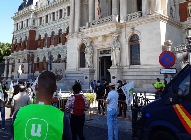 Los agricultores del Delta acuden a Madrid a manifestarse por el reparto de los fondos europeos