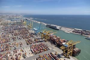 Crece un 5% el tráfico de contenedores en el puerto durante el primer semestre de 2019
