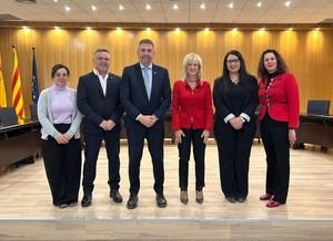 Pilar Díaz visita Abrera para abordar proyectos estratégicos y rendir homenaje a Ernest Lluch