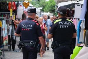 Refuerzo policial en Sant Joan Despí para garantizar la seguridad veraniega