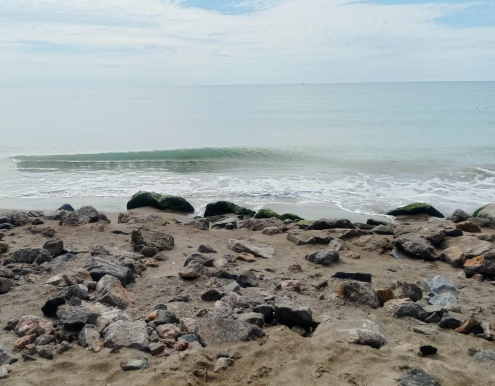 El alcalde de El Prat exige medidas urgentes para frenar la regresión de las playas del Delta