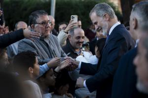 Felipe VI visita Sant Boi por los premios Princesa de Girona … y nadie grita “¡Viva el Rey!”