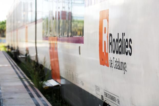 Atropello mortal en el paso a nivel de las vías de tren de Sant Feliu de Llobregat
