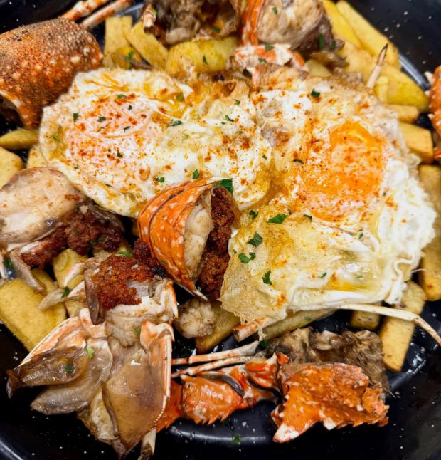 El “Arroz de Castelldefels”, sabor marinero con sello Andalucía en el corazón del centro urbano